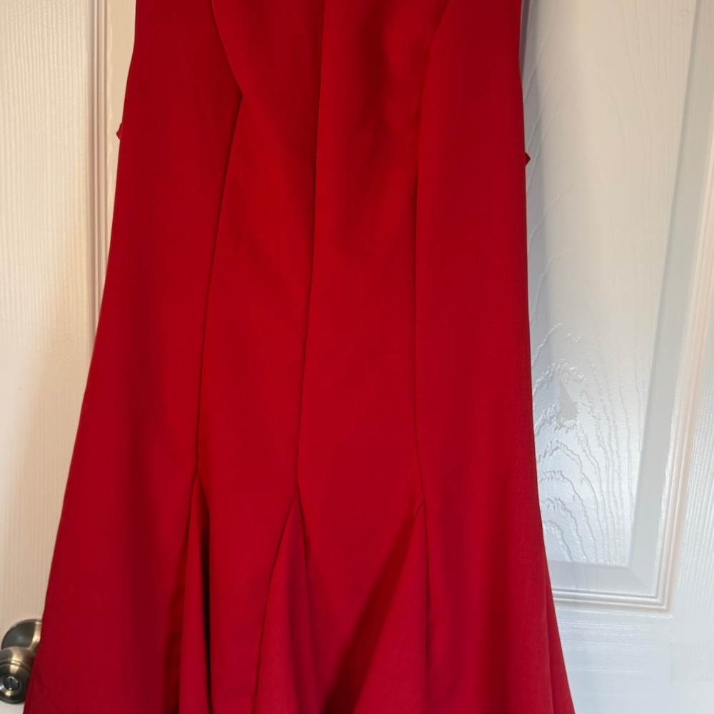 Maija Women's Red Round Neck Sleeveless Waist Pleated Mini